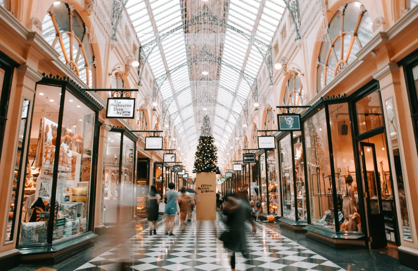 How to Prepare Your Retail Business for the Upcoming Holiday Season
