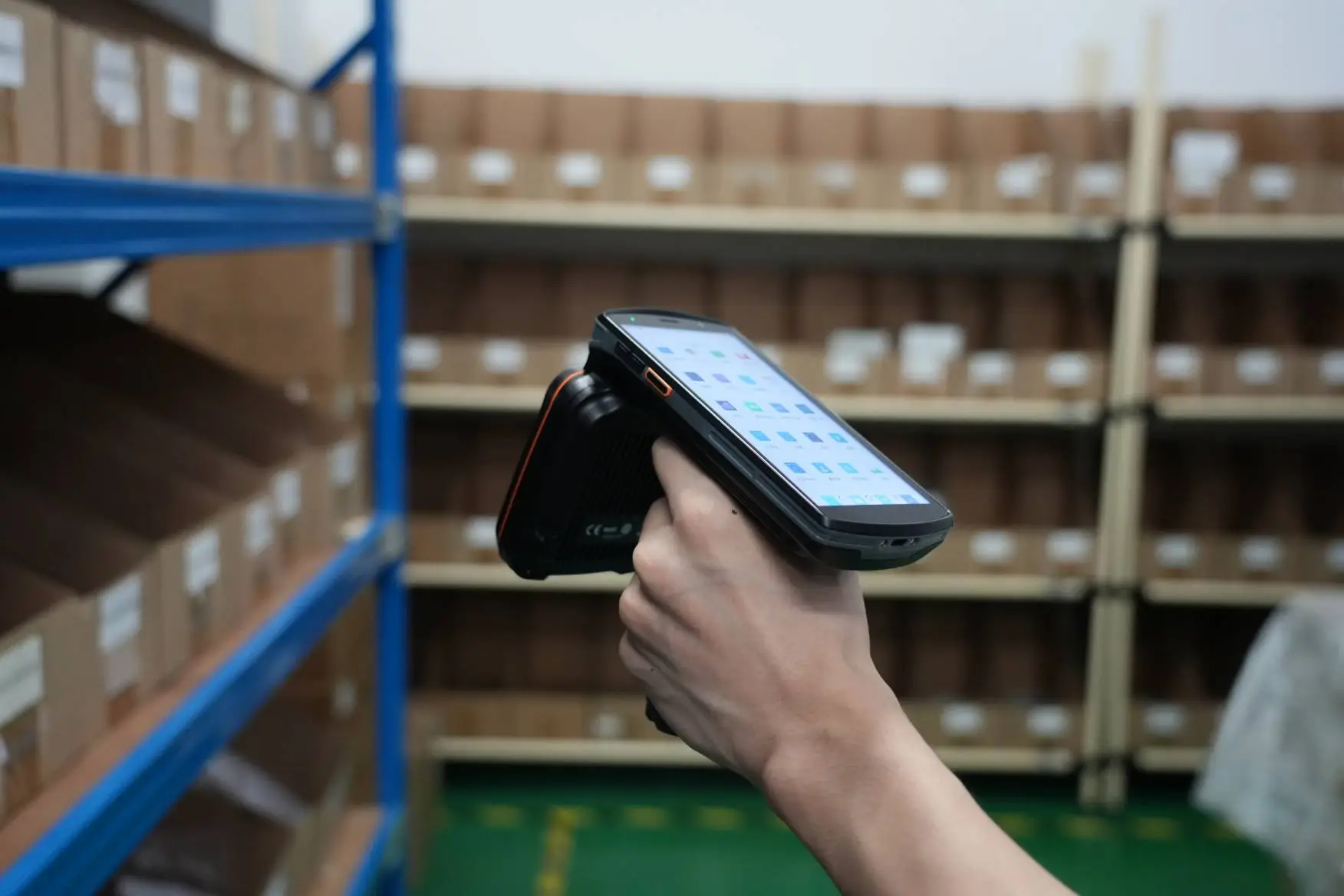 Enhancing Warehouse Efficiency with UROVO Handheld RFID Scanners